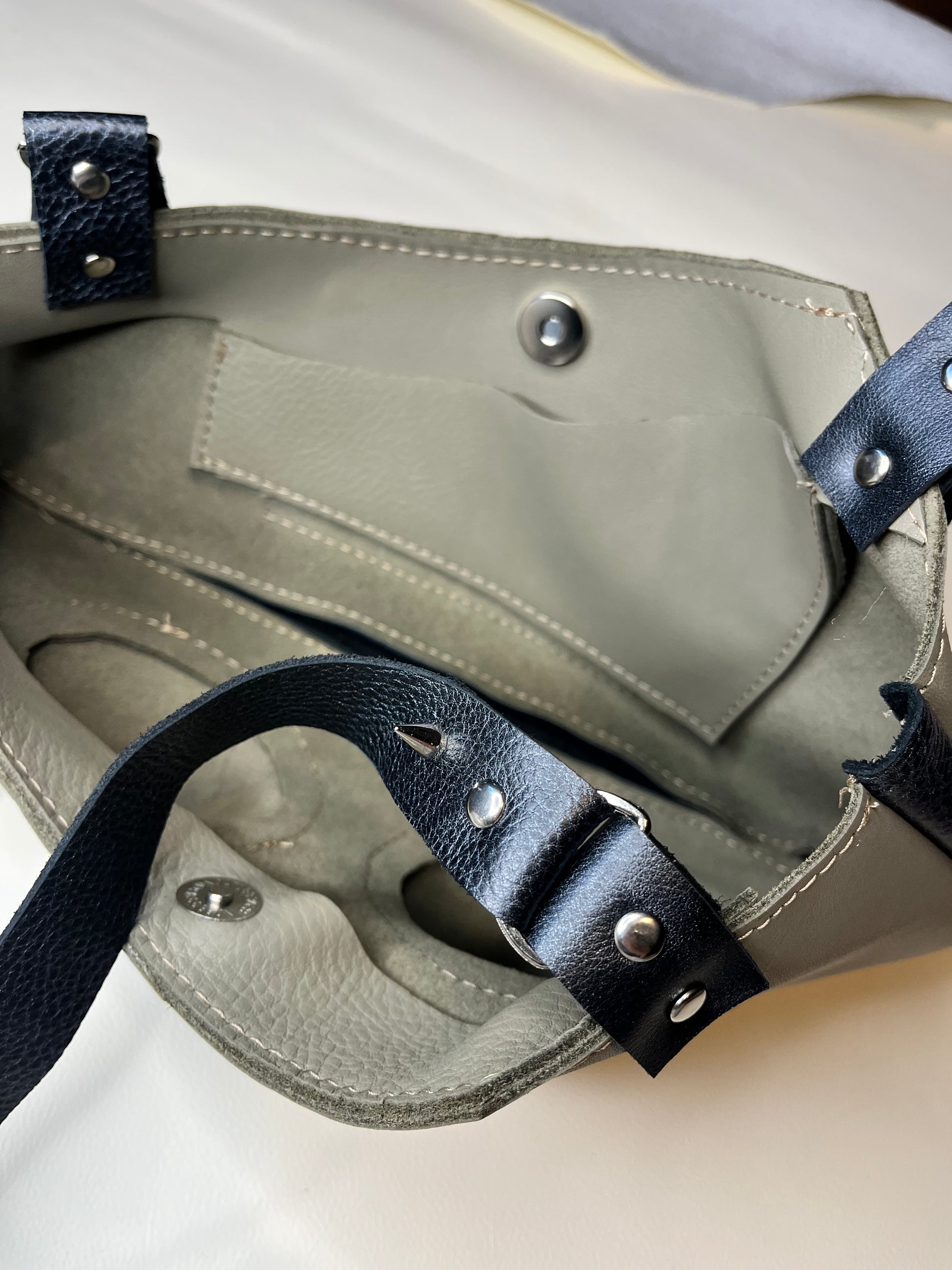 Khaki pierced shoulder bag