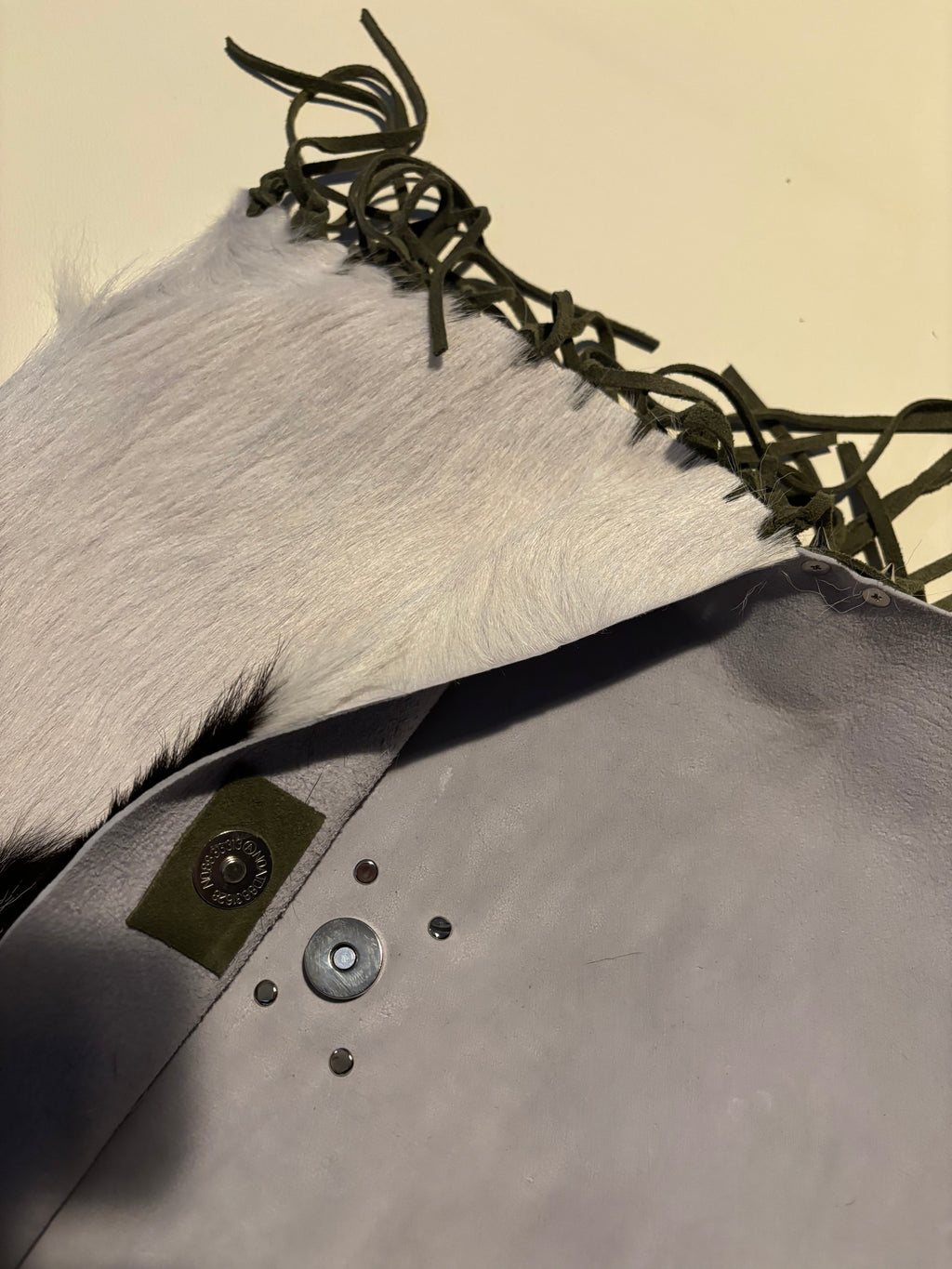 Tassel cowhide carry-all